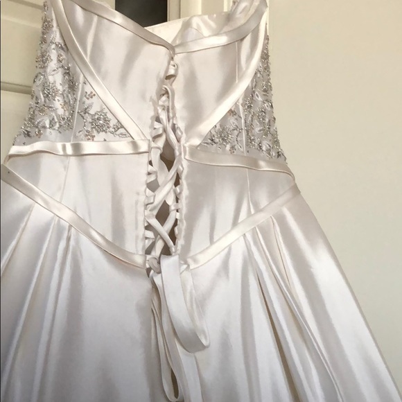LaFleur by Anne Barge Wedding Gown Sz 10 - Picture 3 of 14